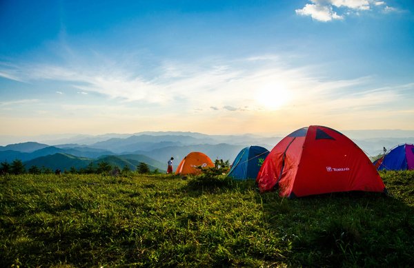 Découvrez le camping le lac de la Thésauque près de Toulouse